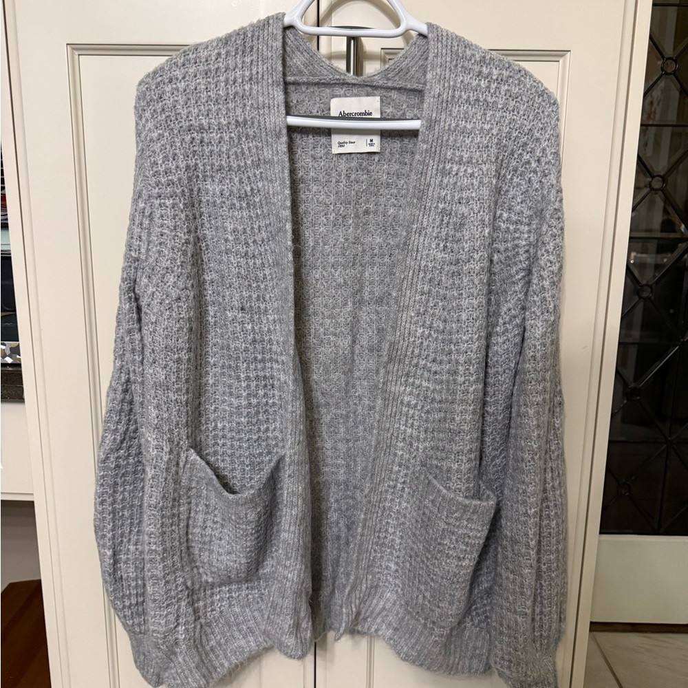 Abercrombie & Fitch Knit Cardigan